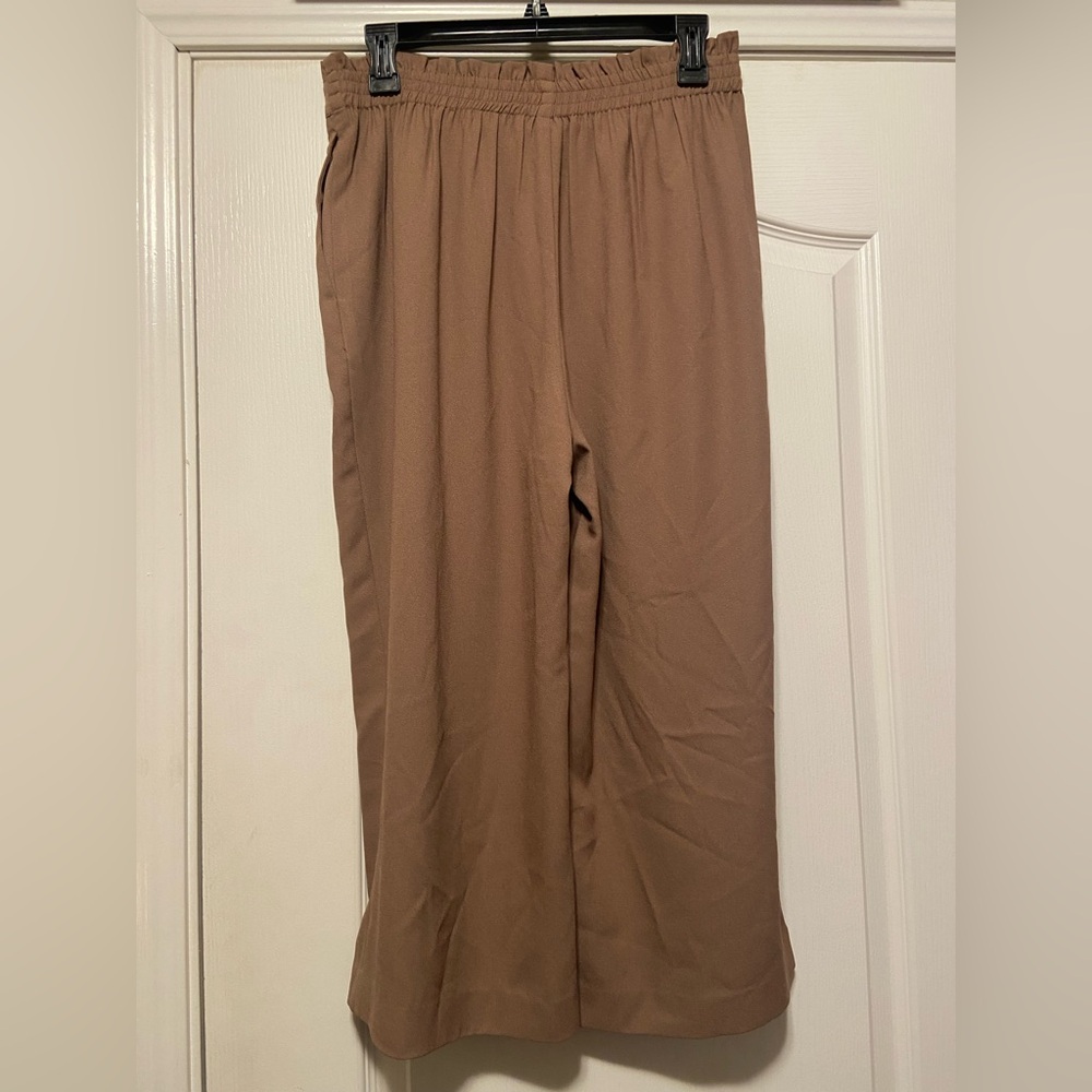DR2 brown cropped pull on pants - Picture 3 of 3